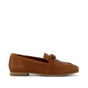 Womens Lynette Loafer Amber Brown Leather with Chain