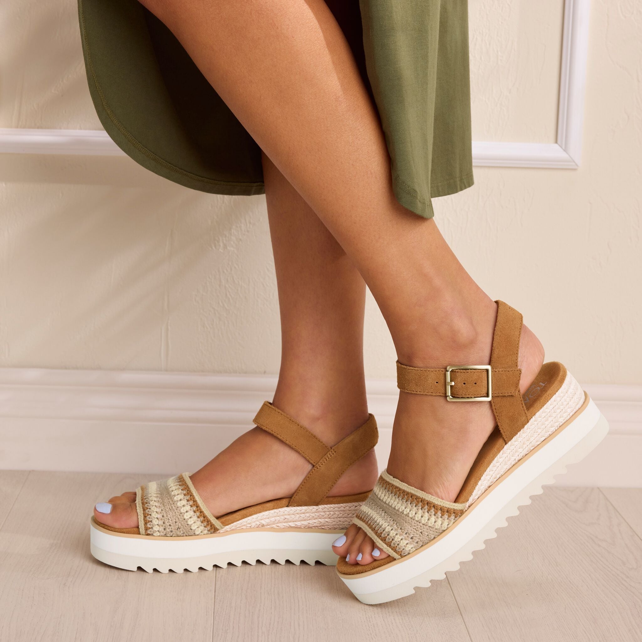 Womens Diana Wedge Sandal Almond Crochet - Image 2