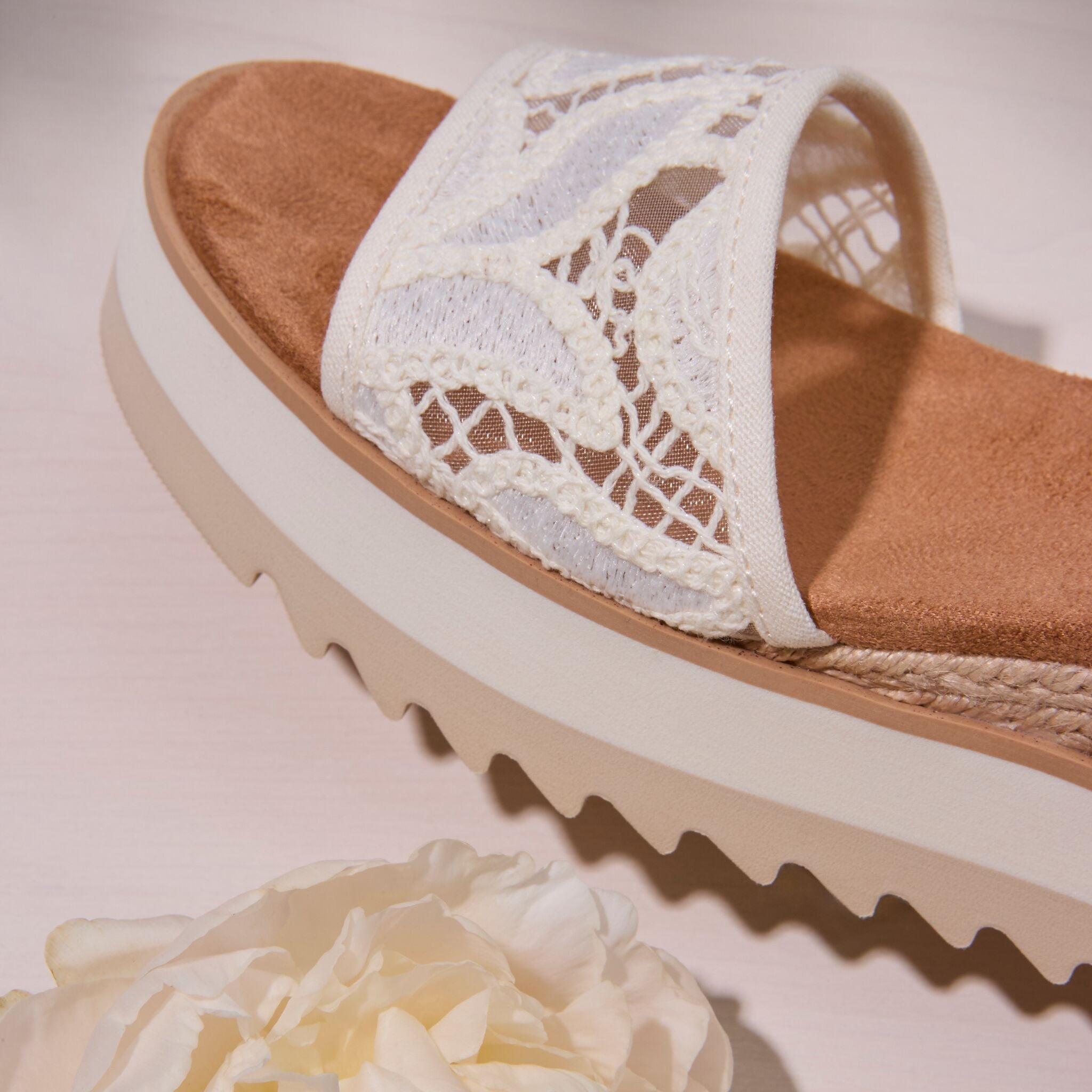Womens Diana Wedge Sandal Natural Floral Crochet - Image 2