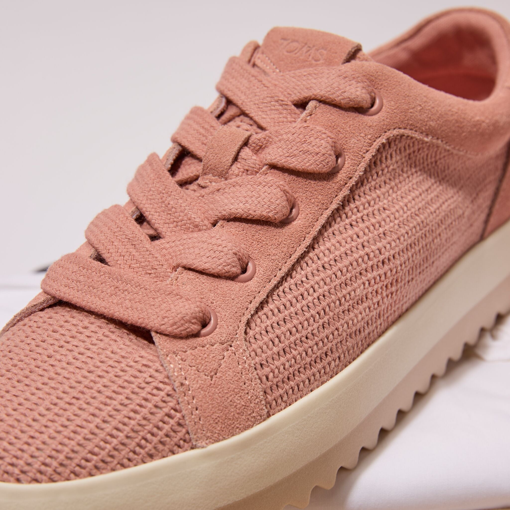 Womens Rea Lace-Up Platform Sneaker Bloom Mesh and Suede - Image 2