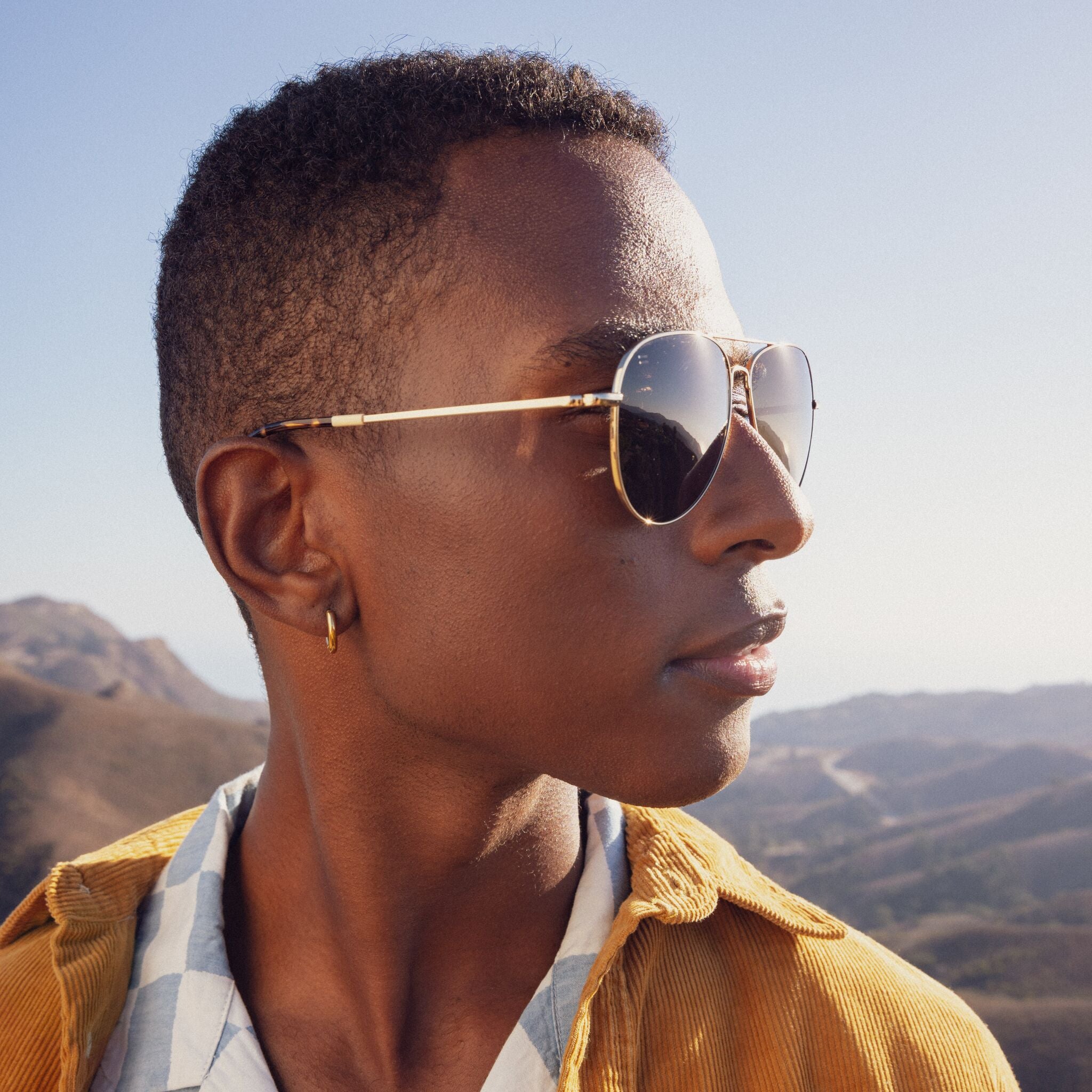 Hudson Gunmetal Handcrafted Sunglasses - Image 2