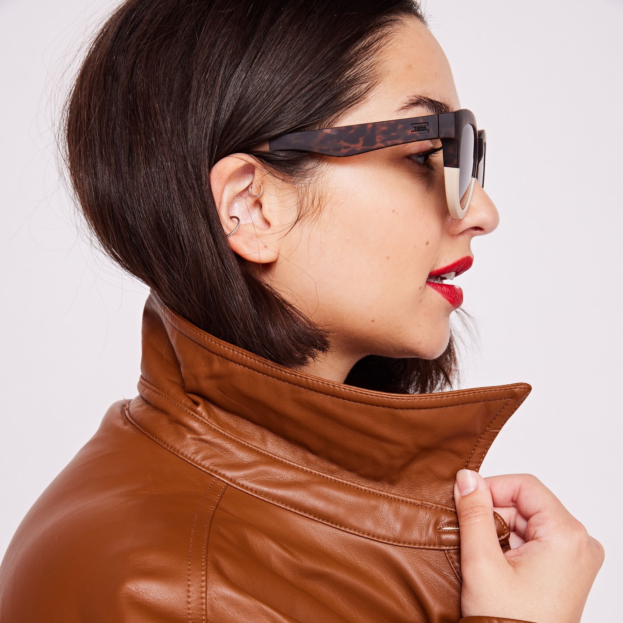 Florentin Tortoise Oatmilk Fade Traveler Sunglasses - Image 2