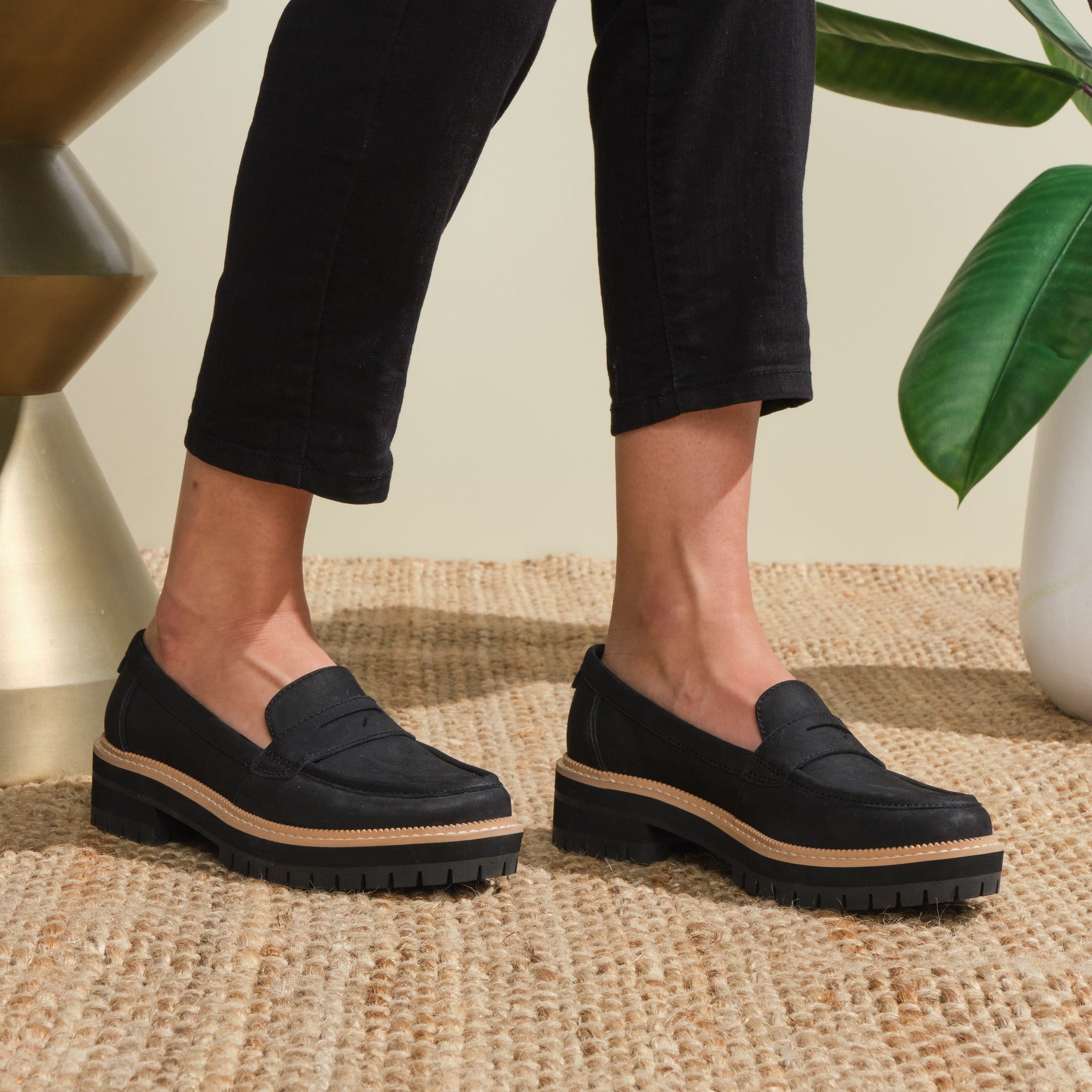 Cara Black Leather Loafer - Image 3