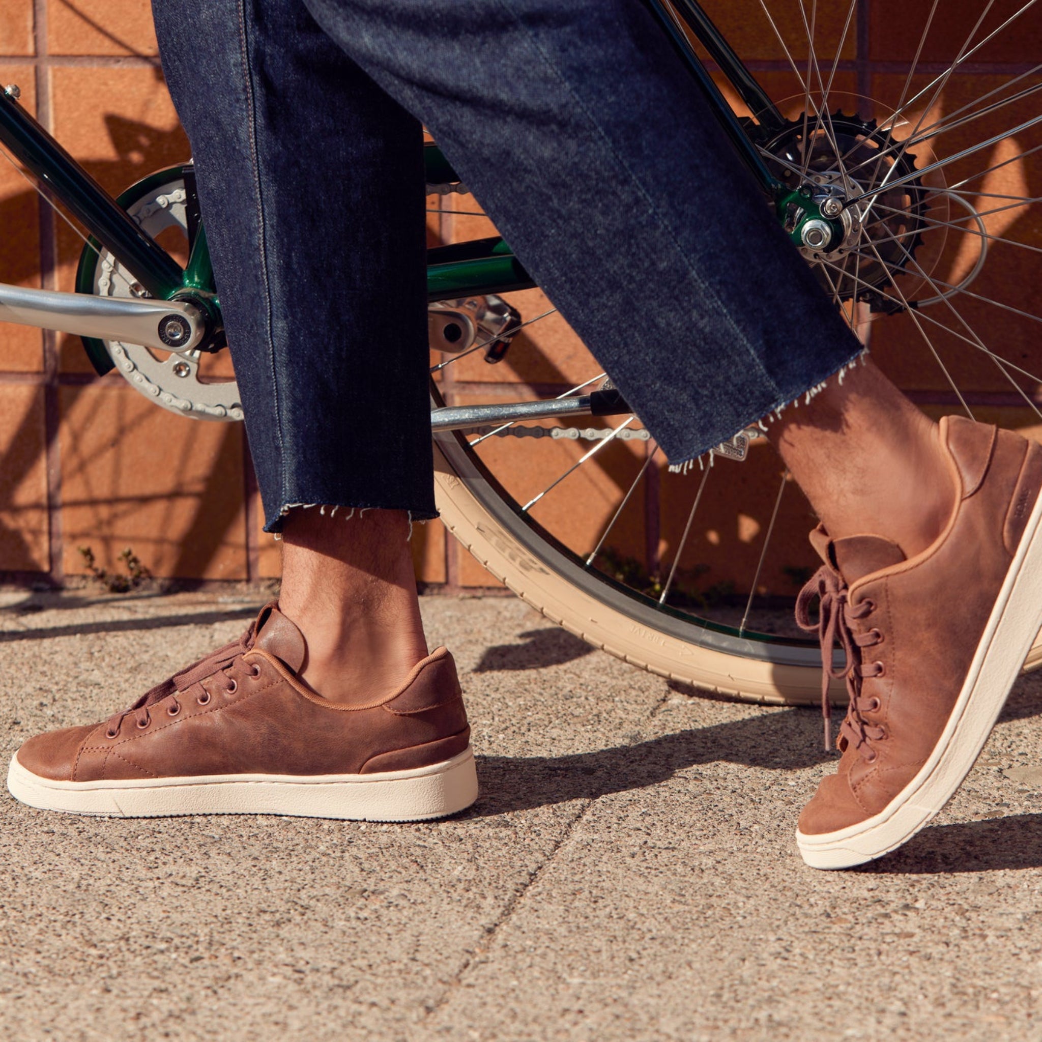 TRVL LITE Tan Leather Lace-Up Sneaker - Image 2