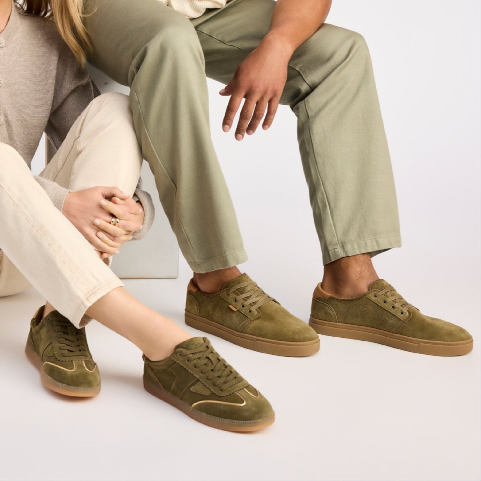 Mens Carlo 2.0 Lace-Up Sneaker Military Olive Perforated Suede - Image 3