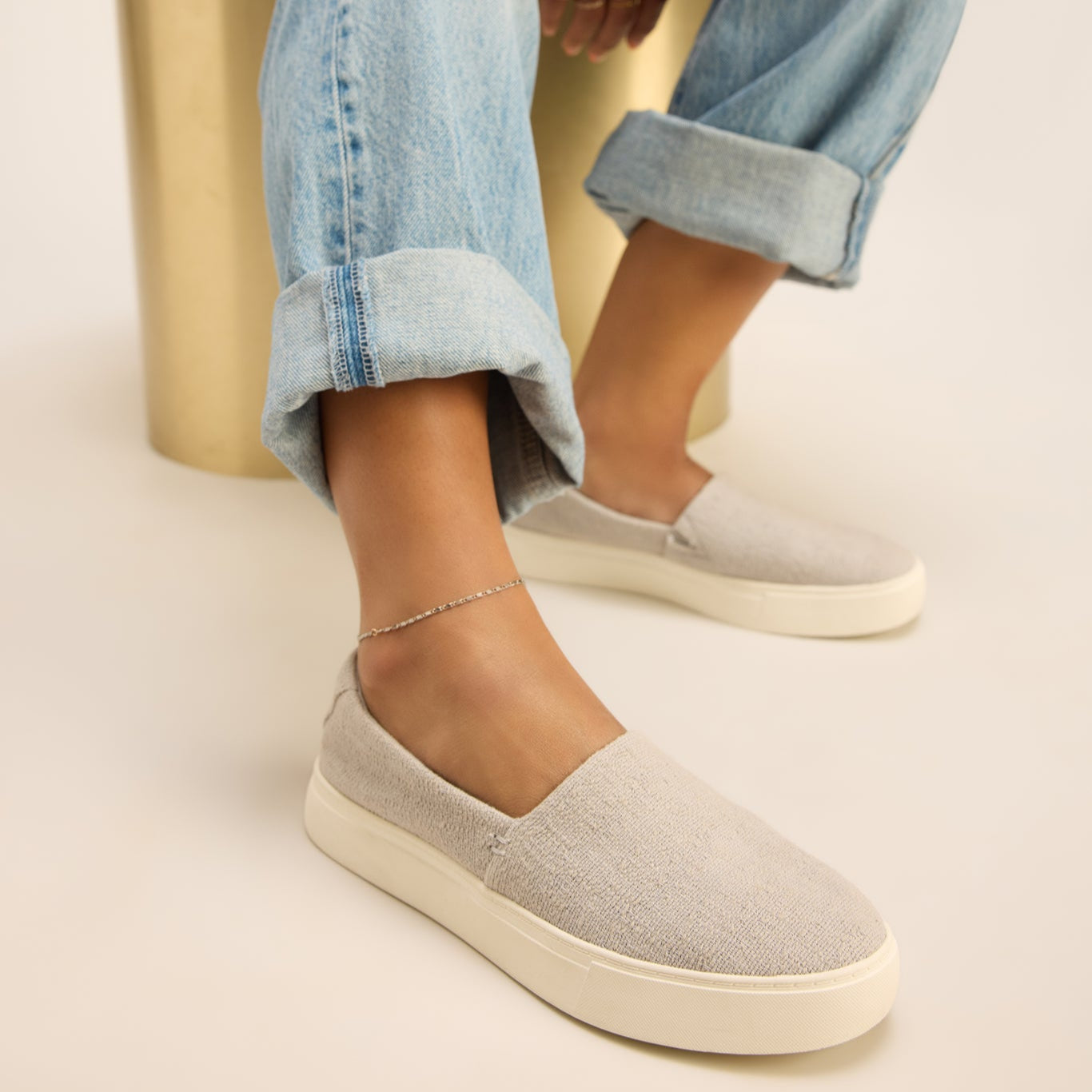 Kameron Grey Slip On Sneaker - Image 2
